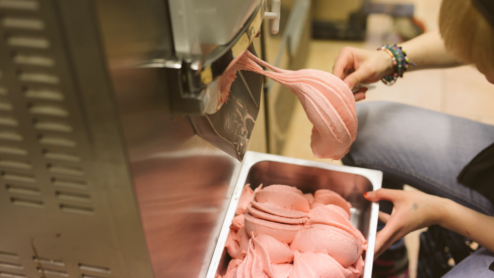 Gelateria Didattica - preparazione fragola